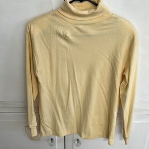 Yellow Classiques Turtleneck to match!